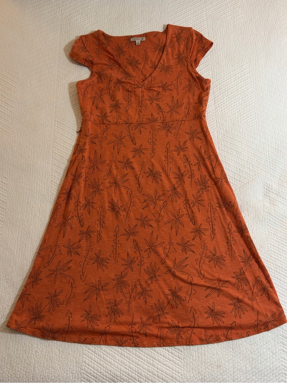 Toad&Co Rust Orange Floral V-Neck Top - Picture 2 of 6